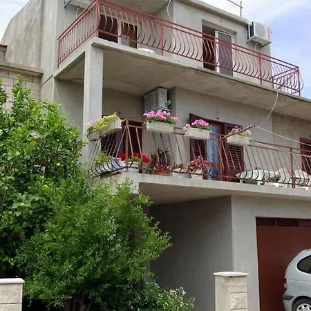 Ljiljana Apartment *
